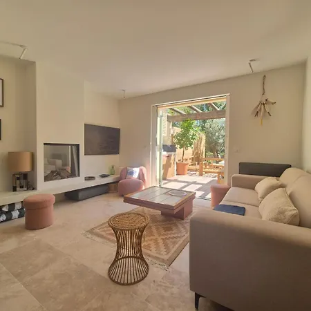Villa La Maison Du Petit Port 8mn De St Tropez Entierement Renovee En 2025