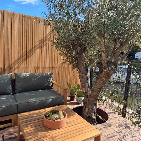 Villa La Maison Du Petit Port 8mn De St Tropez Entierement Renovee En 2025 *